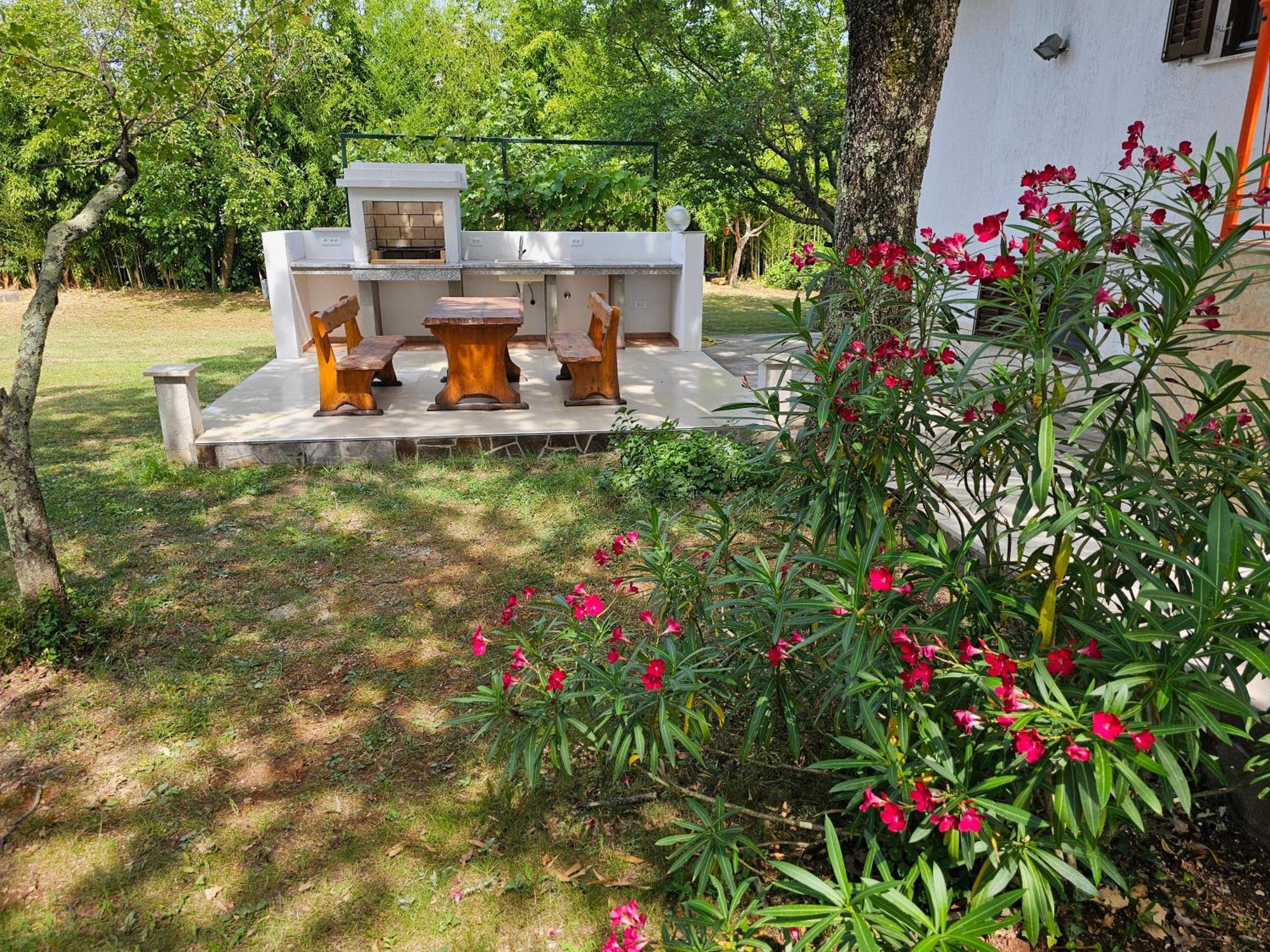 Villa Kucan Порат Экстерьер фото