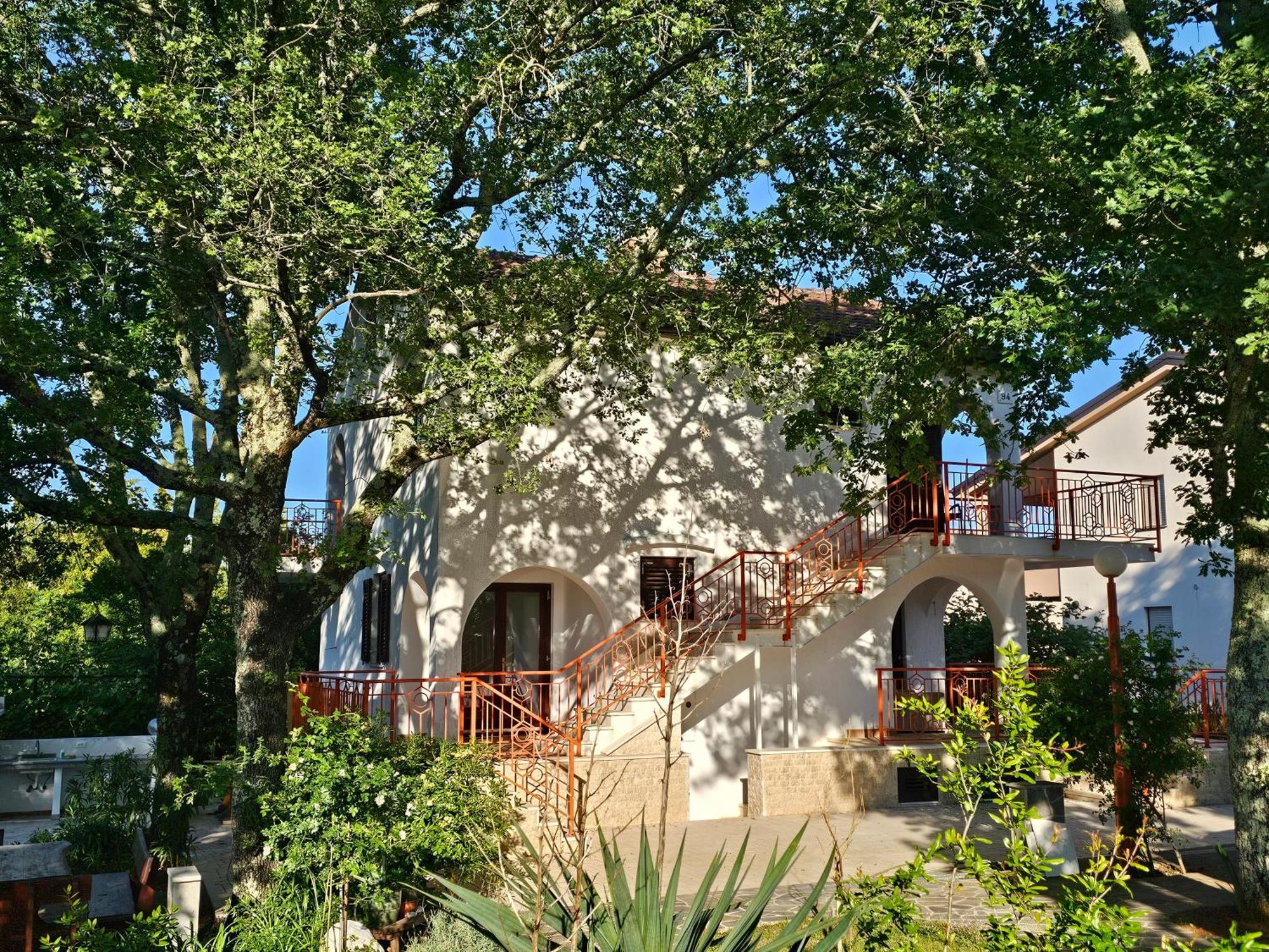 Villa Kucan Порат Экстерьер фото